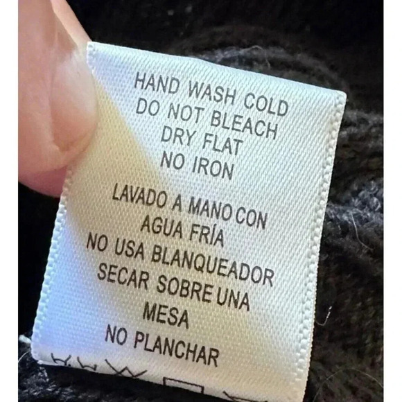 Love Tree sweater vest women's size Large cable knit black - Picture 11 of 11